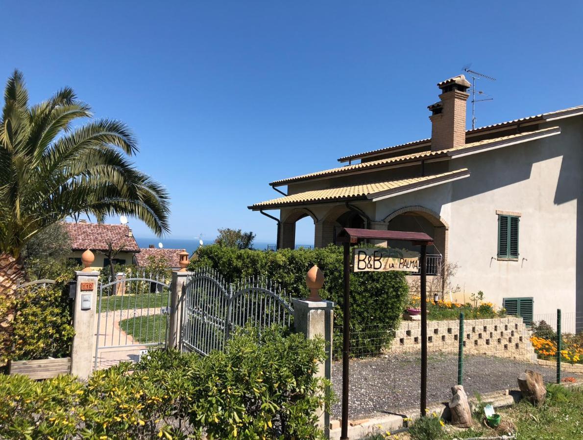 B&B La Palma San Costanzo Exterior photo